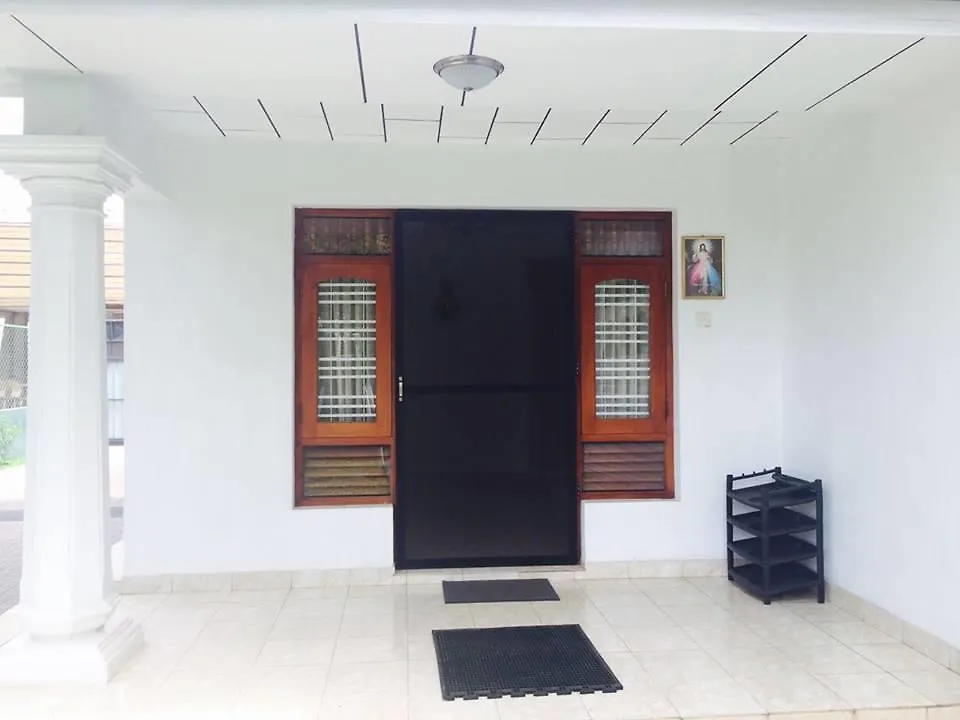 尼甘布 实惠旅舍旅舍 旅馆