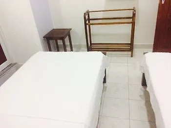 尼甘布 实惠旅舍旅舍 0*,